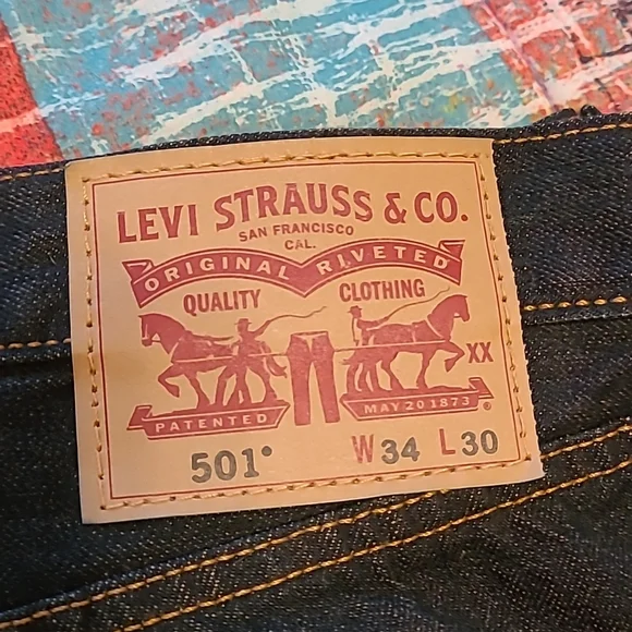 Vintage Men's Levi's 501 jeans - Picture 3 of 3